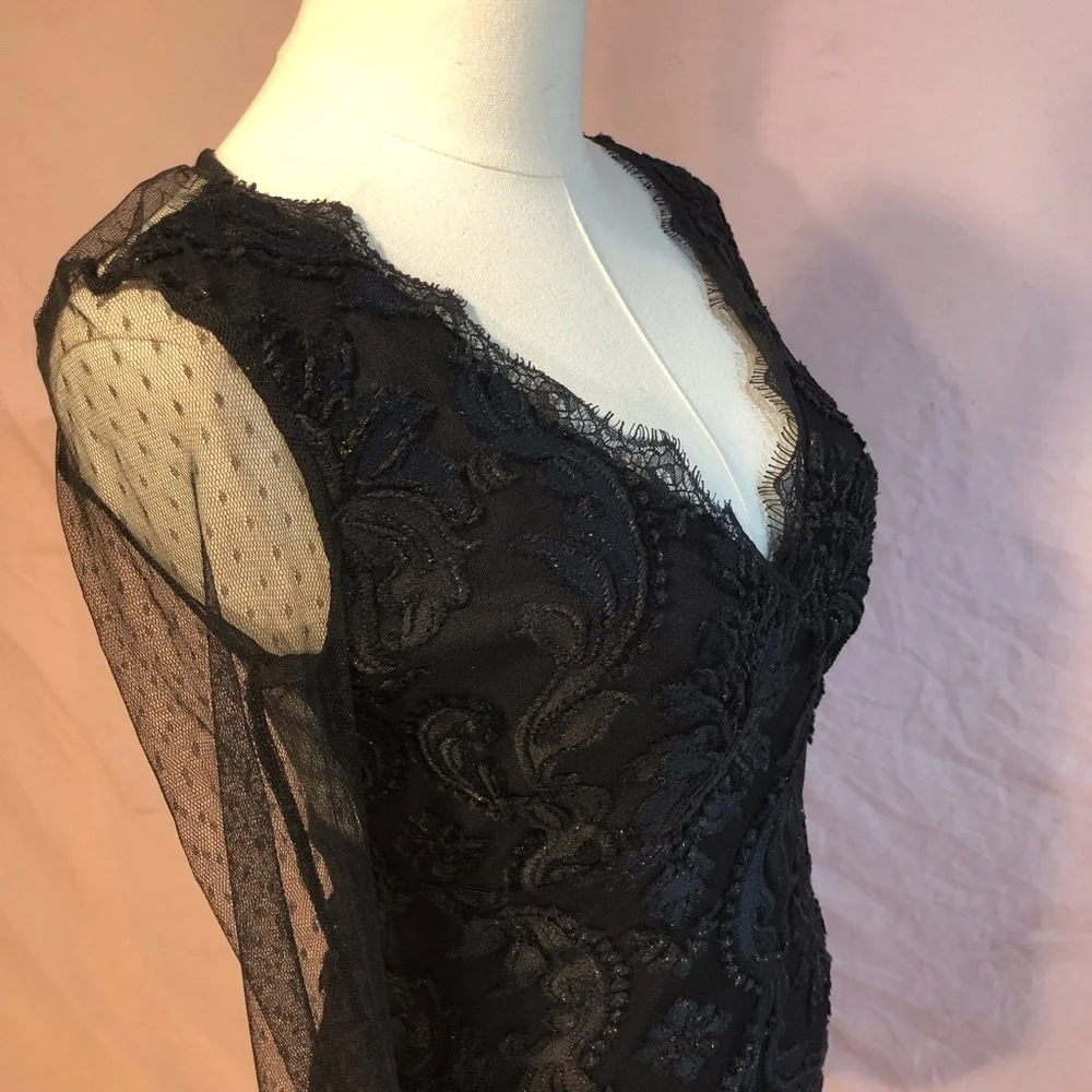 Prom Y2K Formal Black Bell Sleeve Floral Lace Gold Accents Formal Size Small Med - Picture 9 of 17